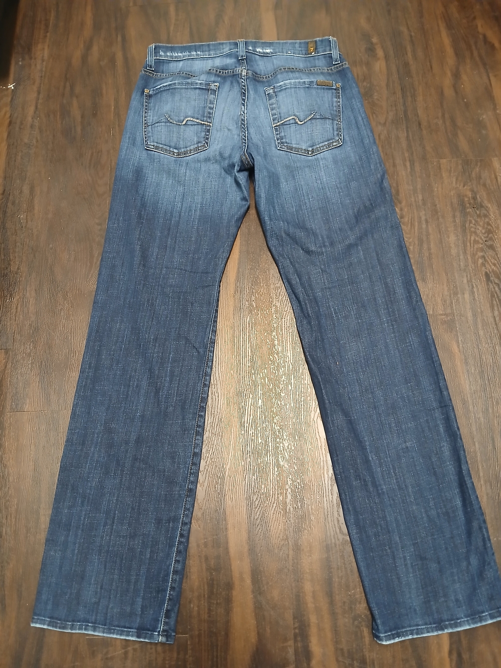 7 For All Mankind Men's Straight Jeans in Medium Blue Wash - Picture 3 of 9
